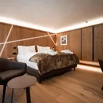 Hotell Sertorelli 4*